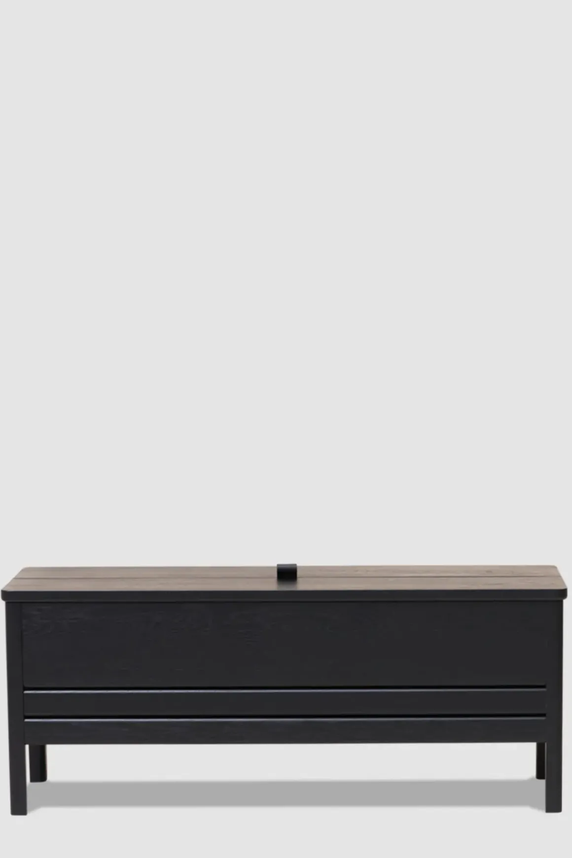 Benk - A Line Storage Bench 111 Sort Eik
