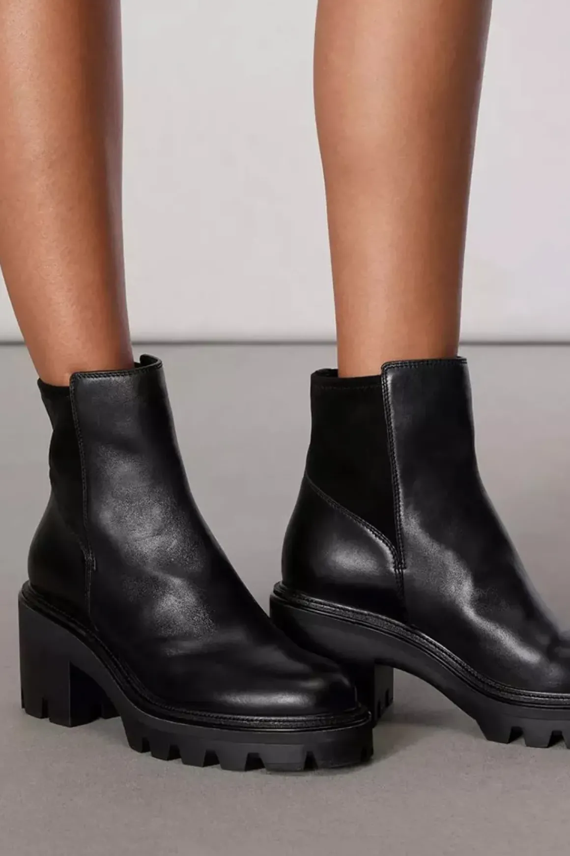 Boots - Quinn Mid Chelsea