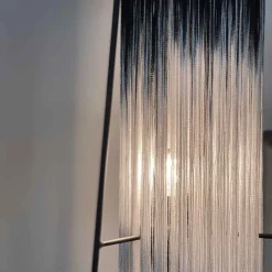 Bordlampe - Kiki Sort/Hvit L17 W17 H85