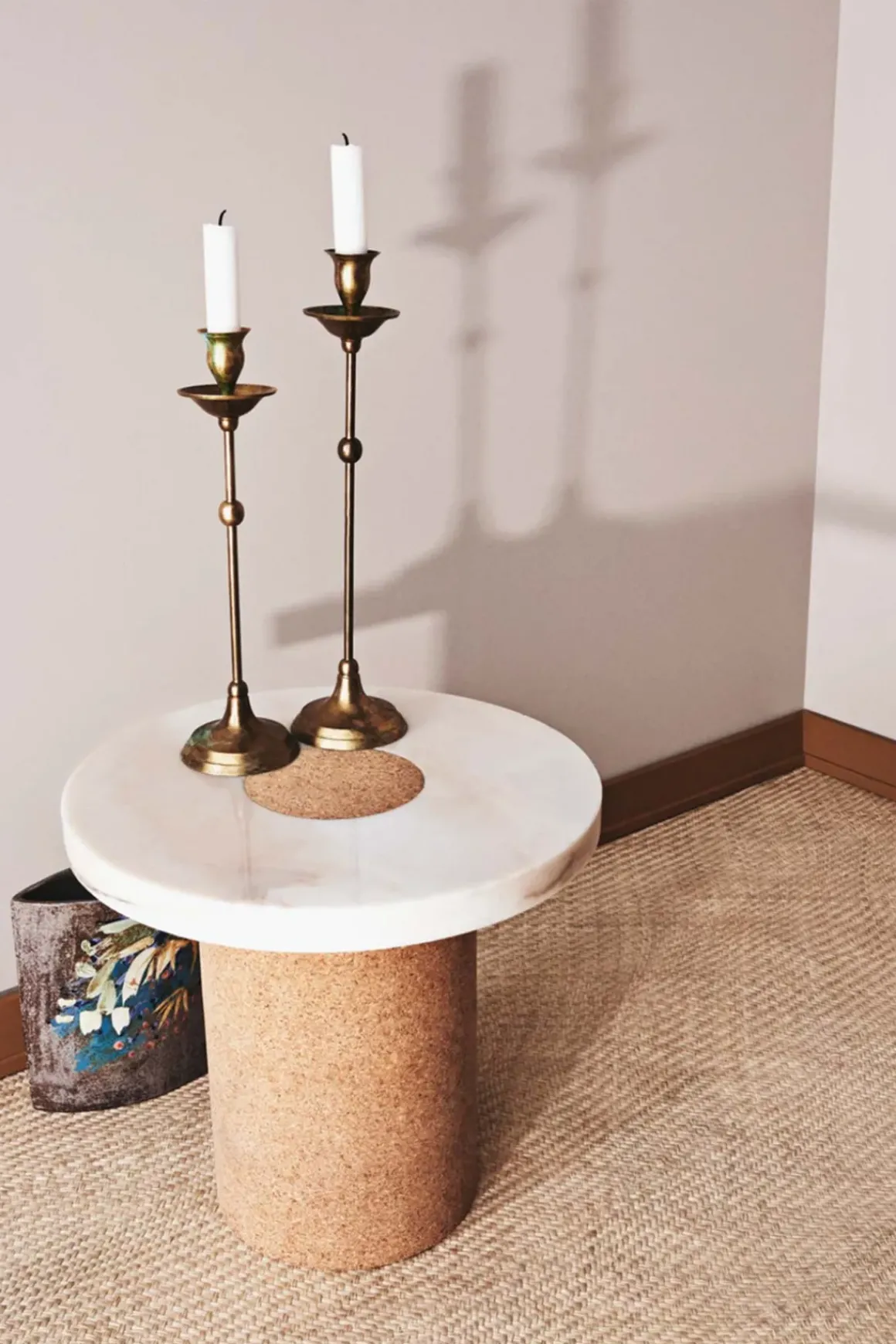 Bord - Sintra h42cm dia60cm White Marble/Cork