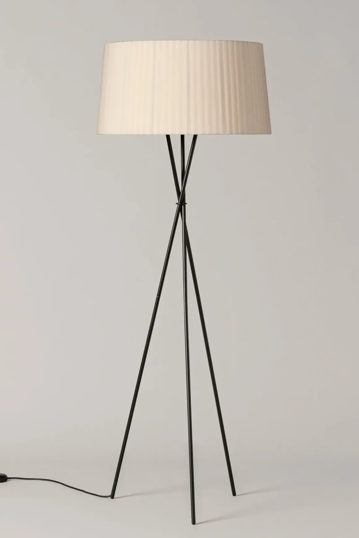 Gulvlampe - Tripode G5 Black/Natural