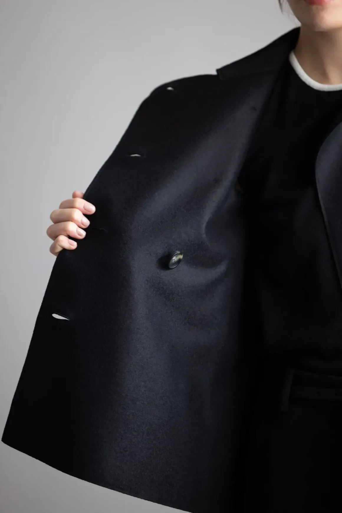 Jakke - Cropped Trench Light Pressed Wool