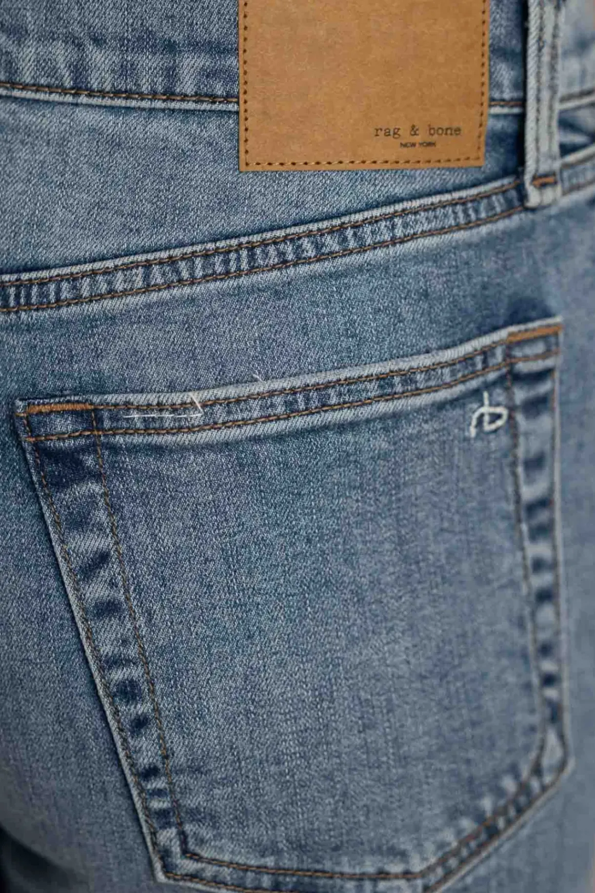 Jeans - Harlow Mid- Rise Ankle Straight
