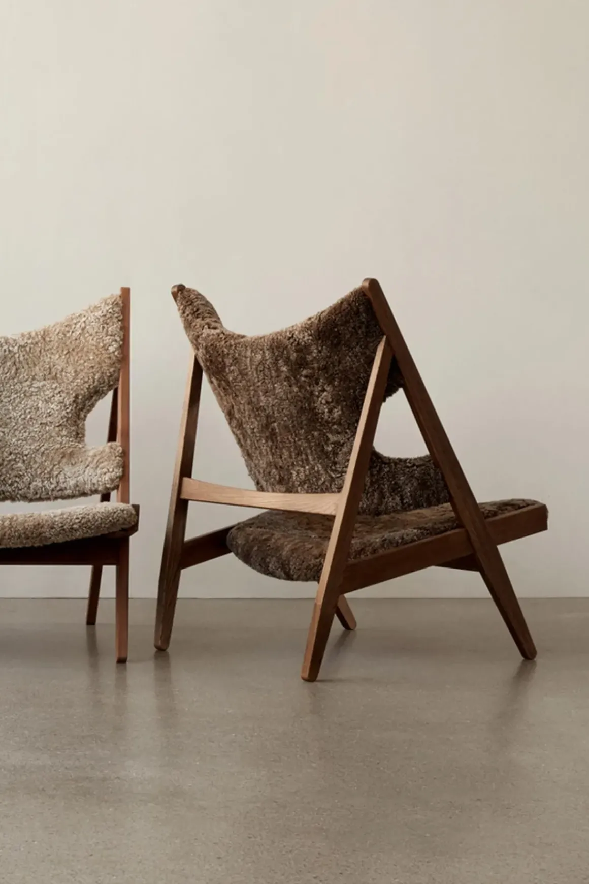 Lenestol - Knitting Lounge Chair, Dark Stained Oak, Sheepskin Root