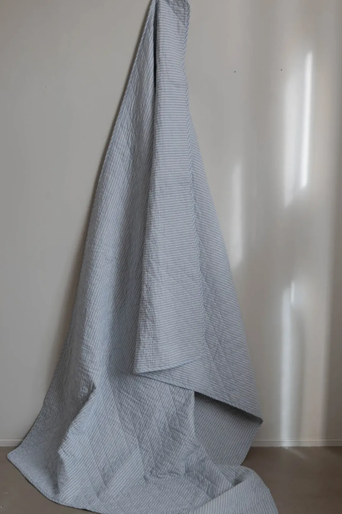 Pledd - Quilt 140x220cm Blå/Hvit