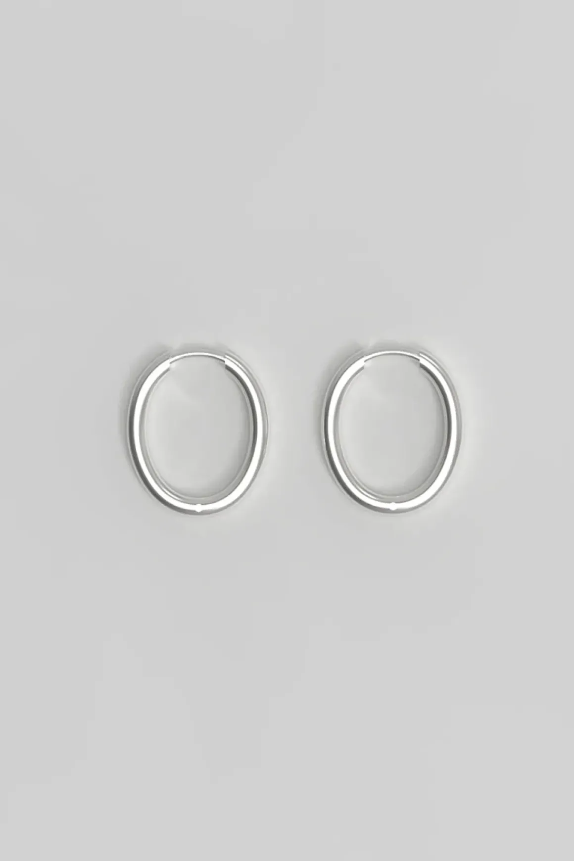 Øredobber - Slim Hoop M Silver