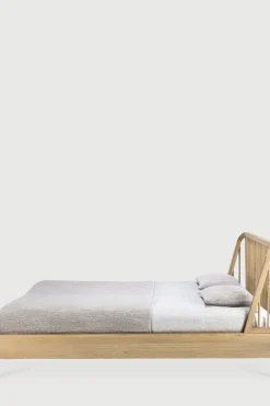 Seng - Spindle Bed 180x200cm Oak