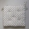 Sittepute - 45x45cm Off-White/Green/Burgundy