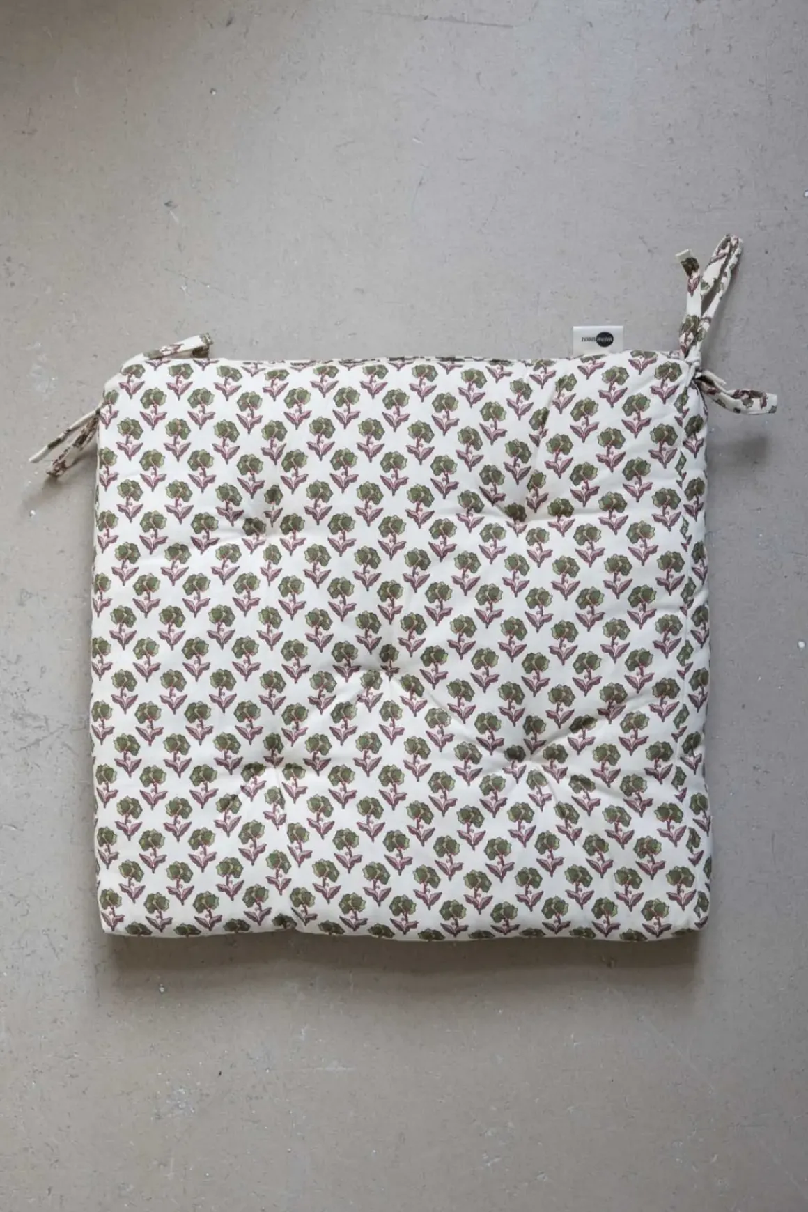 Sittepute - 45x45cm Off-White/Green/Burgundy