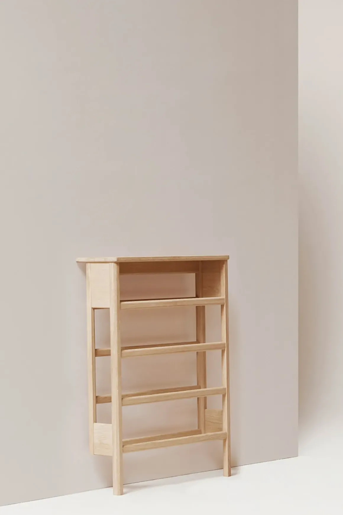 Skohylle - A Line Shoerack 72 Hvitoljet Eik