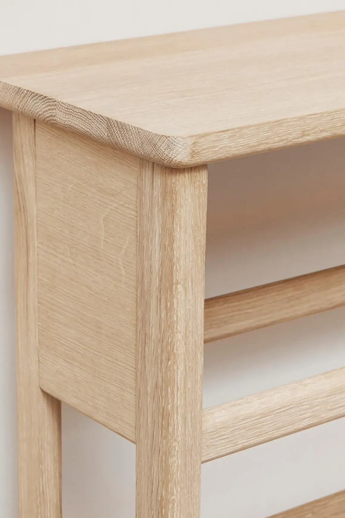Skohylle - A Line Shoerack 72 Hvitoljet Eik