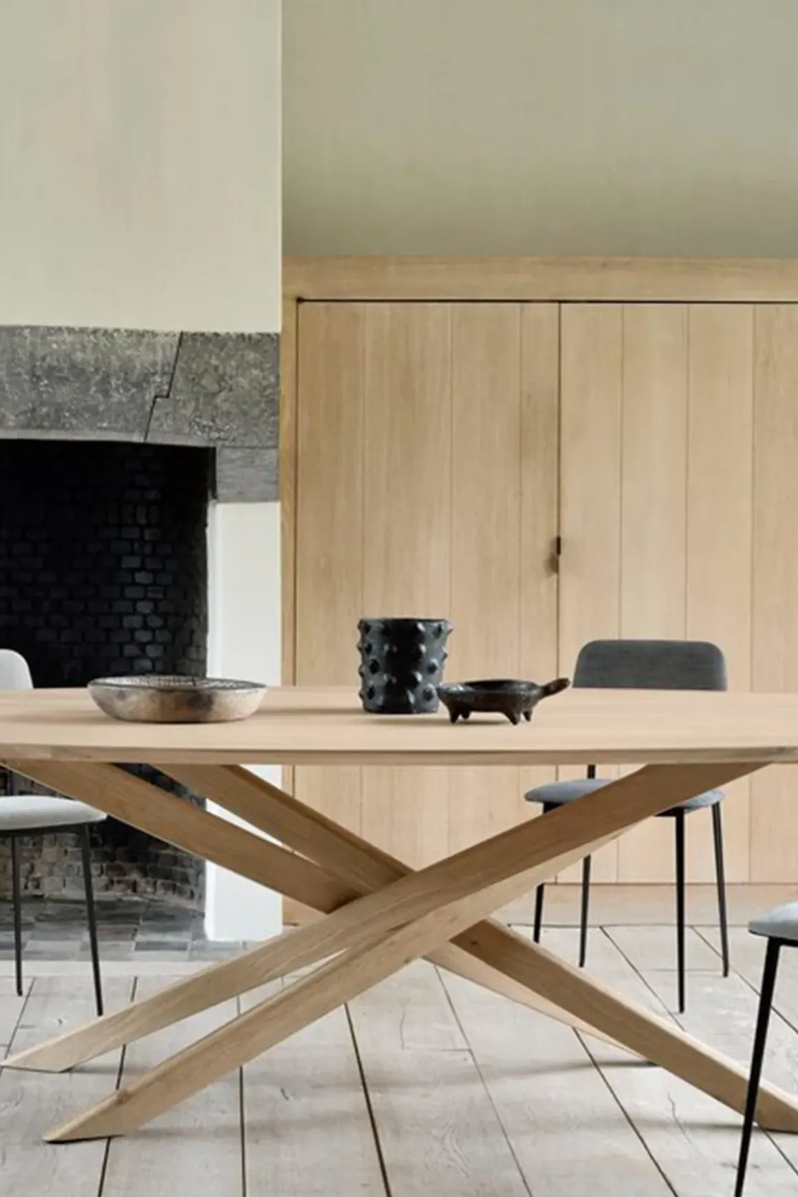 Spisebord - Mikado Oval 267x138xH76cm Eik