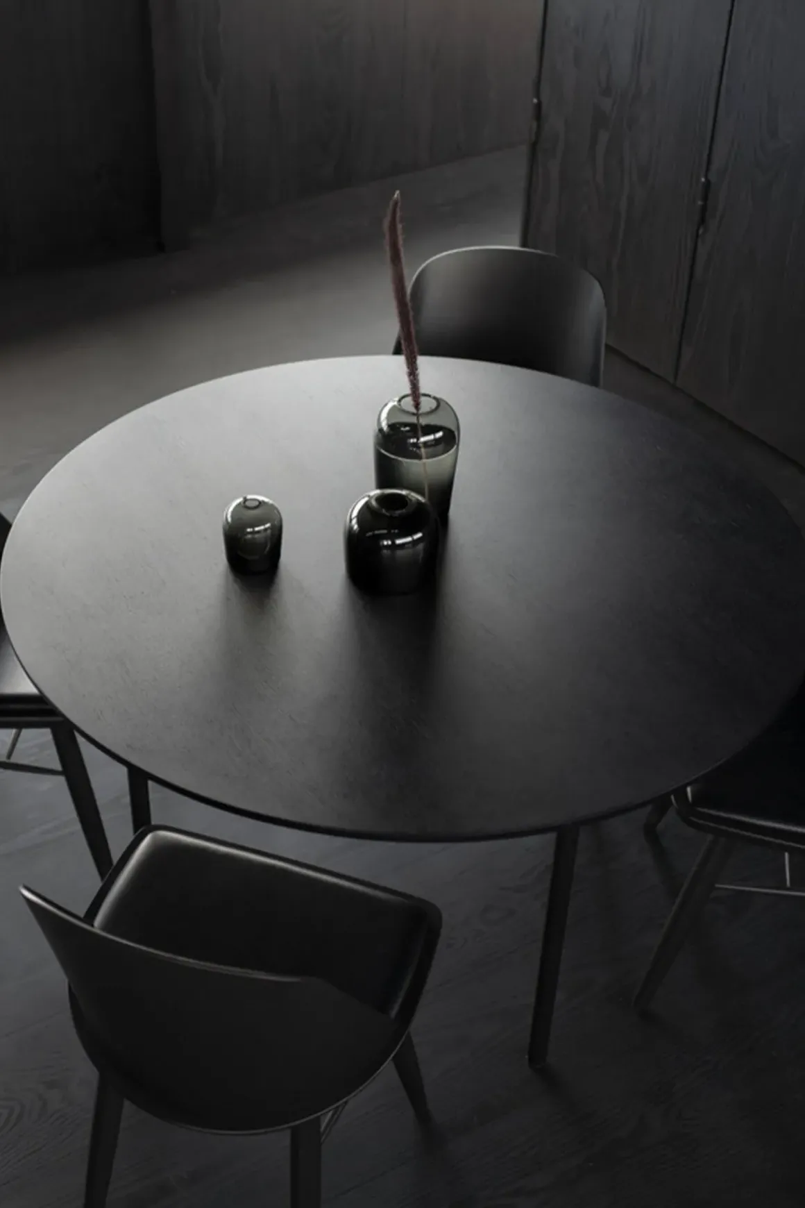 Spisebord - Snaregade dia138xh73 Charcoal/Black