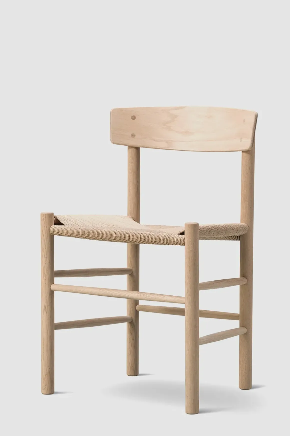Spisestuestol - J39 Folkestolen Såpet Eik / Naturfarget Papirgarn