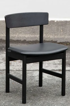Spisestuestol - Mogensen Model 3236 Sortlakkert Eik / 98 Sort Lær