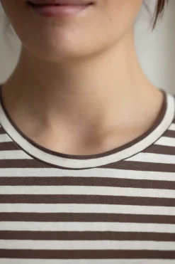 T-Skjorte - Classic Circular Tee Striped Mix Coffee